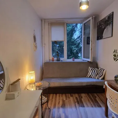 Homestay szállás Przy Parku Brodnowskim W Mieszkaniu 2 Pokojowym *