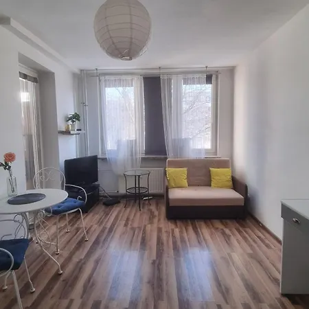 Przy Parku Brodnowskim W Mieszkaniu 2 Pokojowym Accommodatie bij particulieren